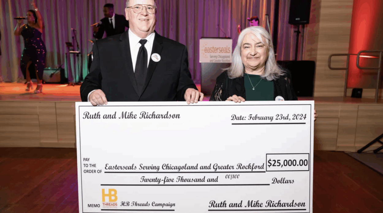 Ruth and Mike Richardson who presented HB Threads $25,000 donation